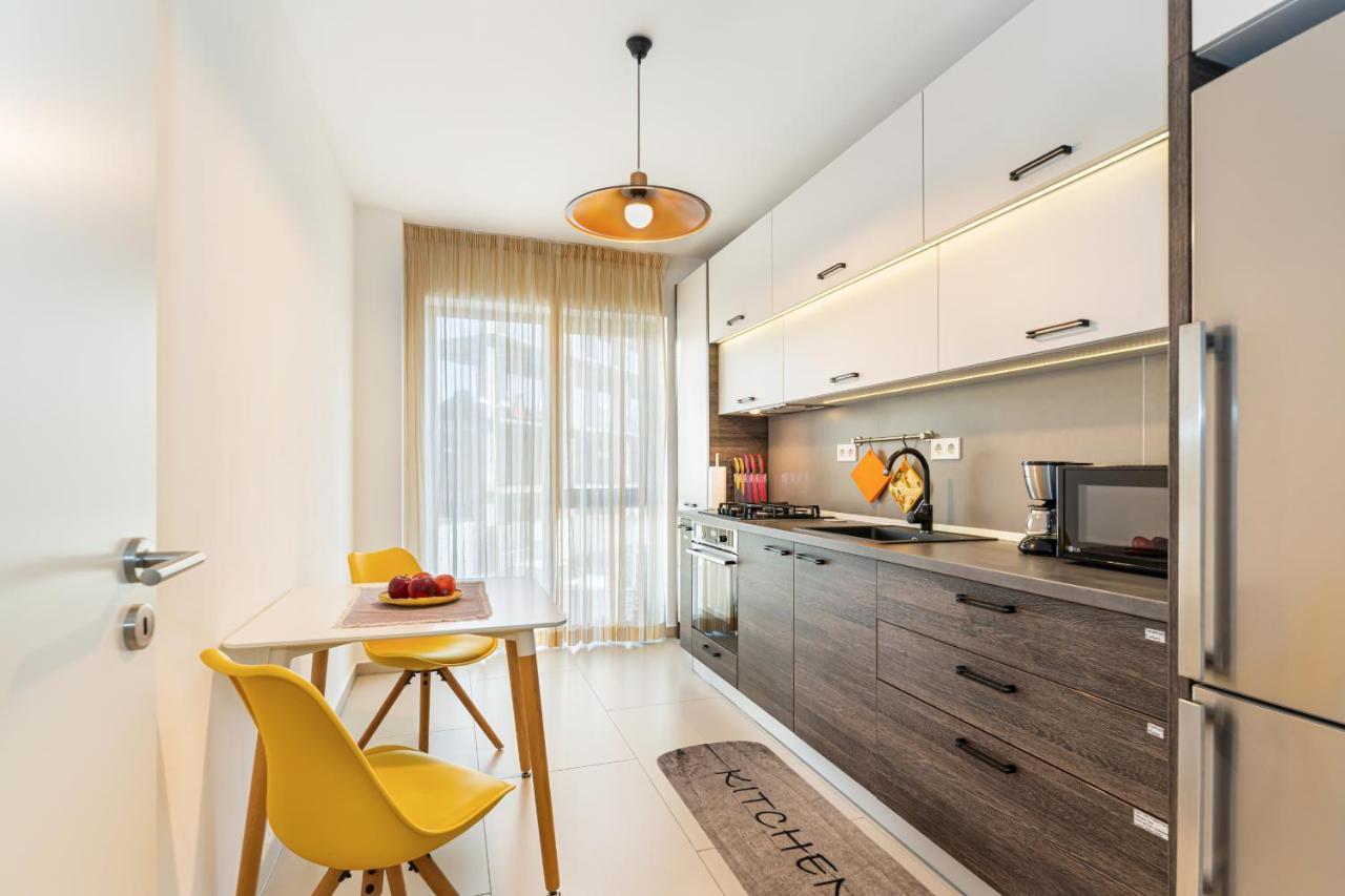 The Wolf Residence Brasov Bagian luar foto